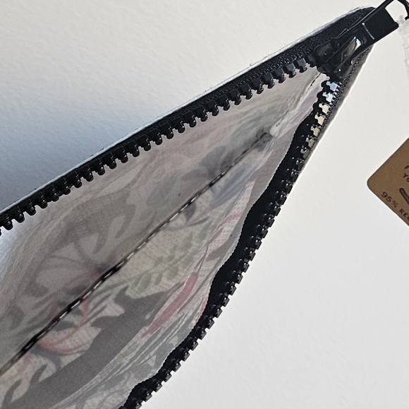 NWT Blue Q Here Kitty Zipper Pouch - Picture 9 of 12